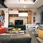 Loft 17 アパート
